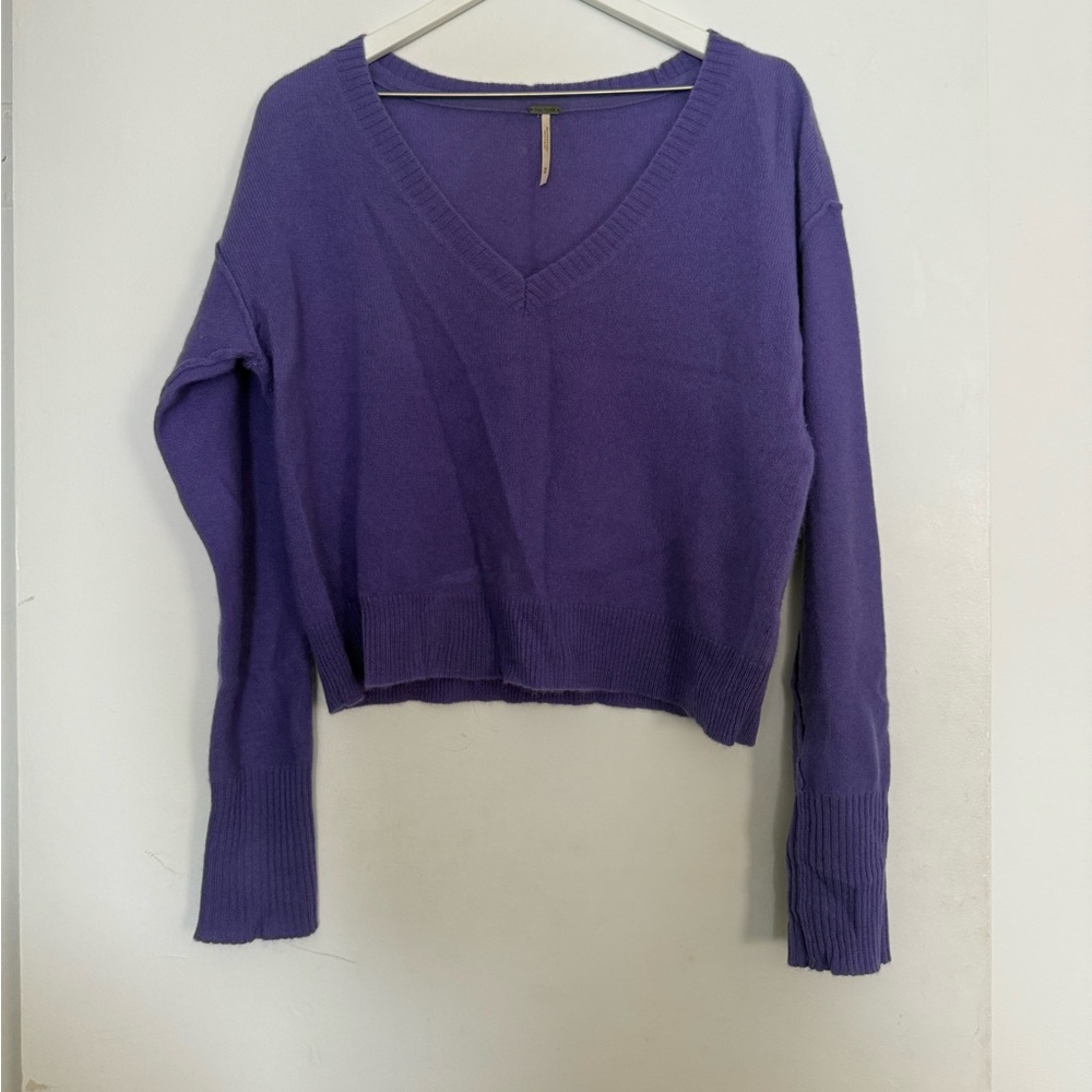 Purple V-Neck Cashmere Sweater